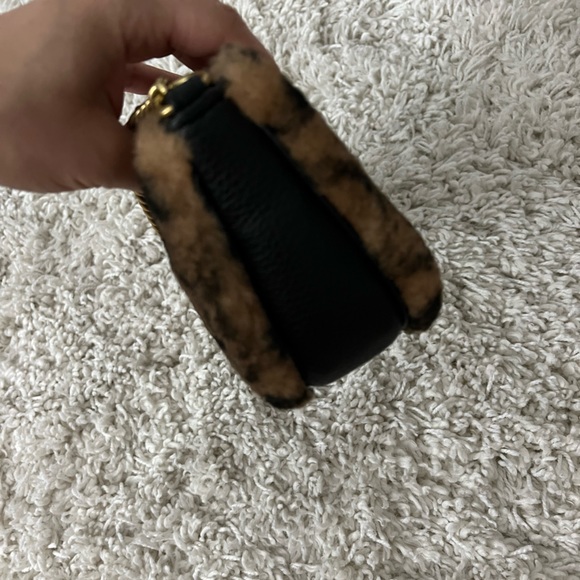 Authentic Coach - Picture 5 of 5